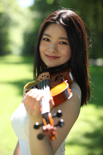 (02 鈴木舞) photo_mai_suzuki.jpg